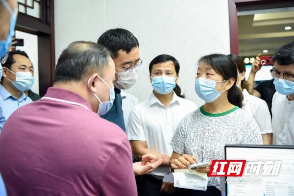 湖州最新医保套现24小时微信方法分析(最方便真实的湖州医保卡提现套取微信方法)